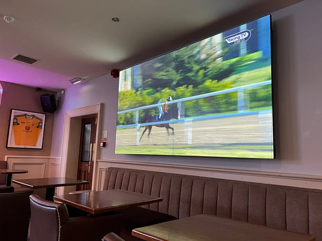 Ultra Narrow Bezel Video Wall Display 2x2 landscape