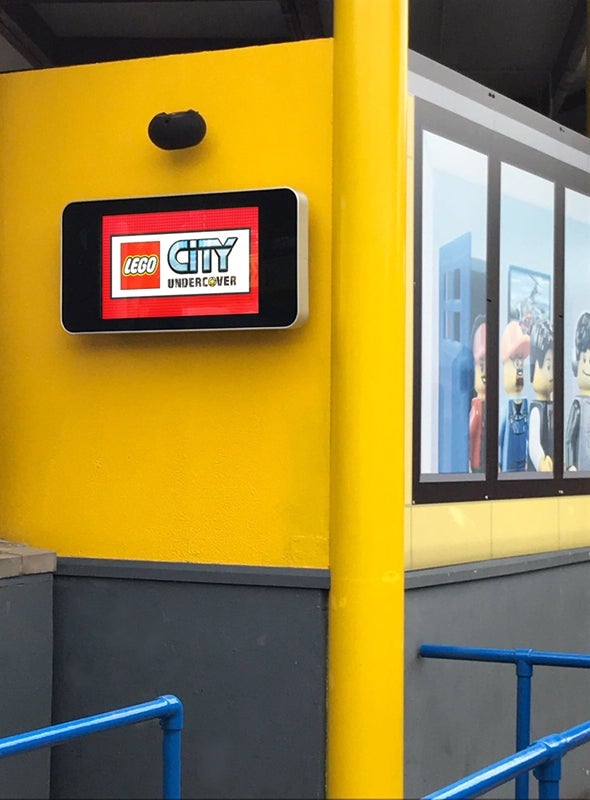 Outdoor Advertising Display Screen