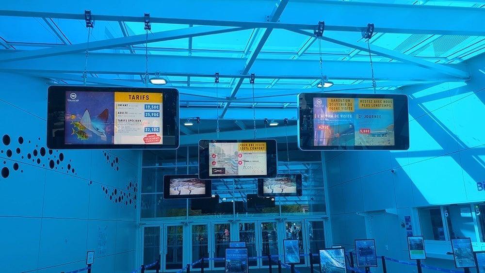 Outdoor Advertising Display Screen
