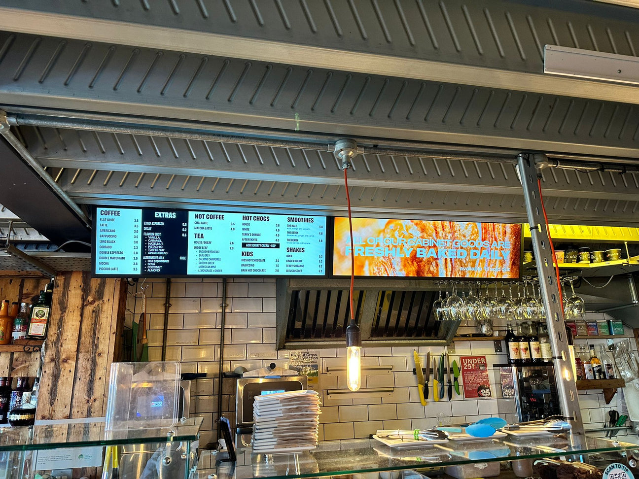 Ultra Wide Stretch Menu Boards